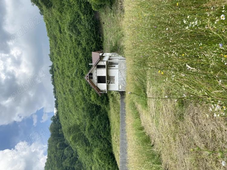 Casa de vanzare in Sacuieu langa pensiunea Secoia