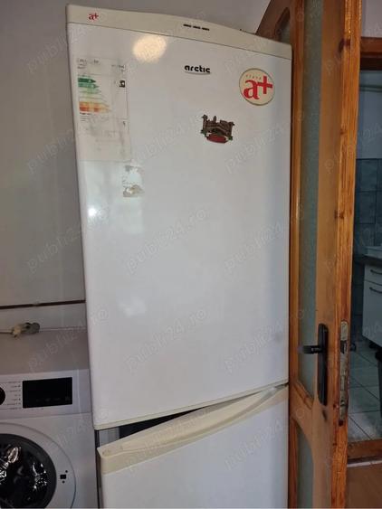 Inchiriez camera de camin cu bucatarie si baie - 5