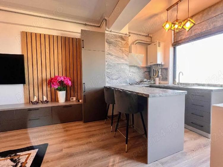 Vand 1 cam studio Mamaia - 9