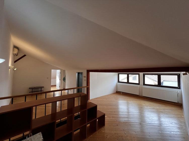 Vand casa P+M 4 camere Aradul nou - 7