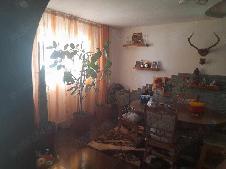 Casa cu mansarda in centru Loc Belcesti jude?ul Ia?i - 5