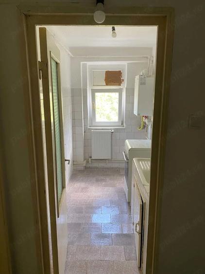 Apartament cu 2 camere semidecomandat în Viziru 3
