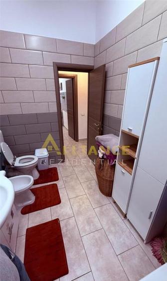 Apartament 3 camere de inchiriat - 18