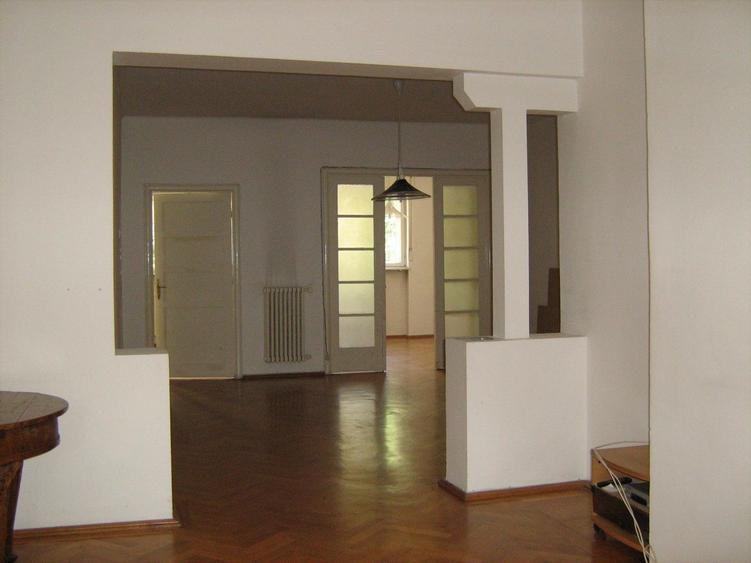 Spațiu birouri 5 camere în vilă interbelică Dorobanți Capitale  Parter înalt - 4