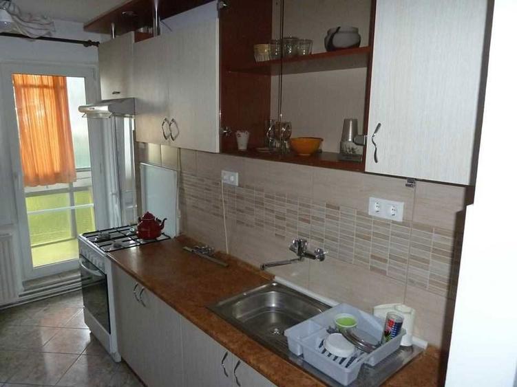 Apartament 3 camere de inchiriat - UMFST - Cornisa - SUPER PRET - 5