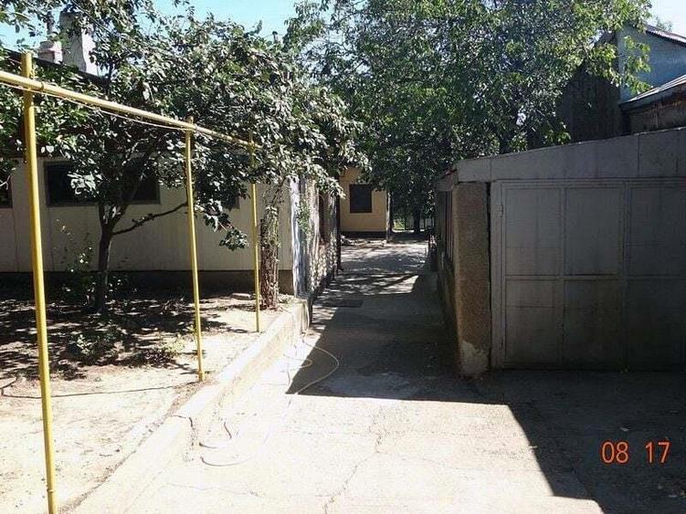 De vanzare - casa cu 4 camere, 900 mp teren - str. Razboieni. - 6