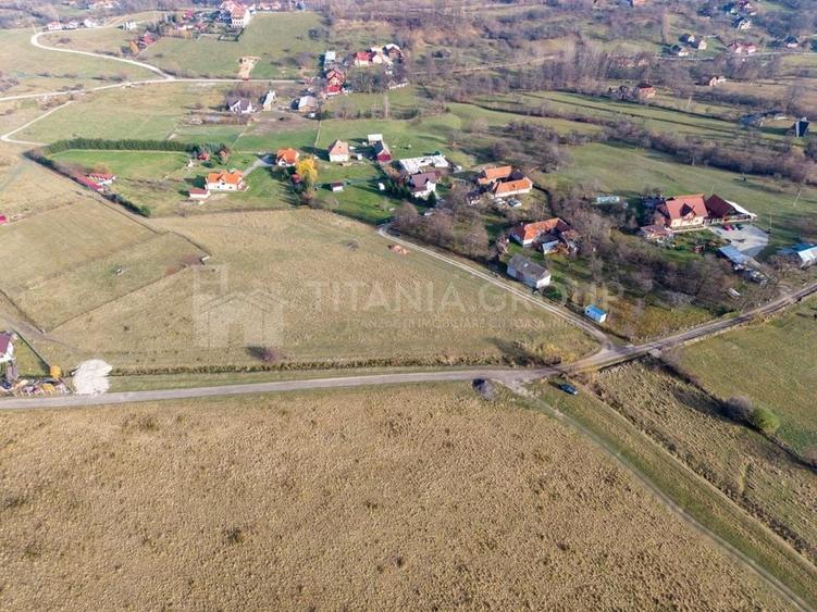 Teren intravilan parcelabil, priveliște spre munți, Sohodol, Bran - 23