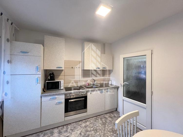 Apartament cu 3 camere, decomandat, zona Bucovina - 6