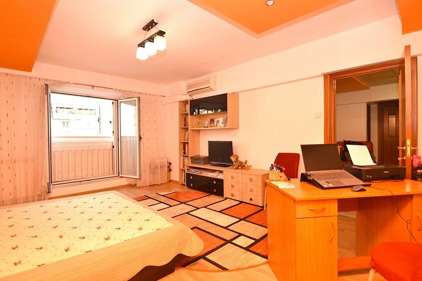 VANZARE APARTAMENT 2 CAMERE UNIRII – PIATA UNIRII - 2