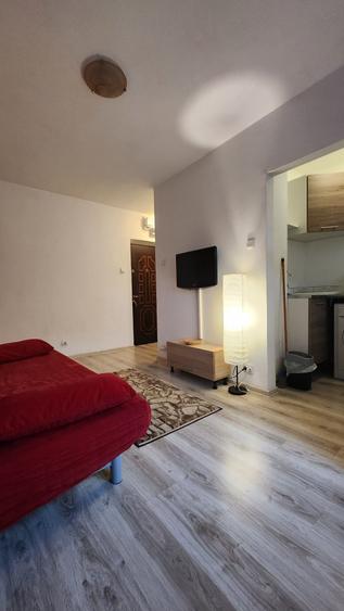 garsoniera MODERNA UNIRII - 10 min. metrou - 1