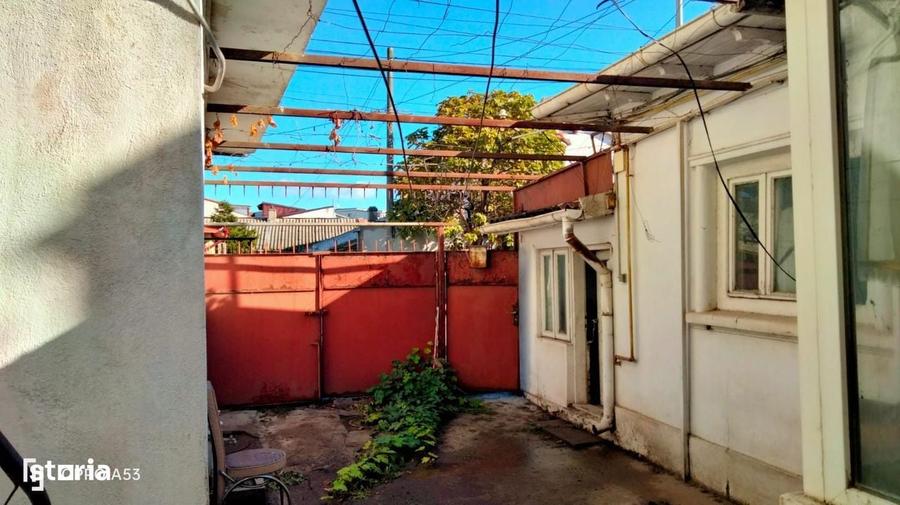 Casa 3 Camere Cu Spatiu Comercial - Trocadero Comision 0% - 1