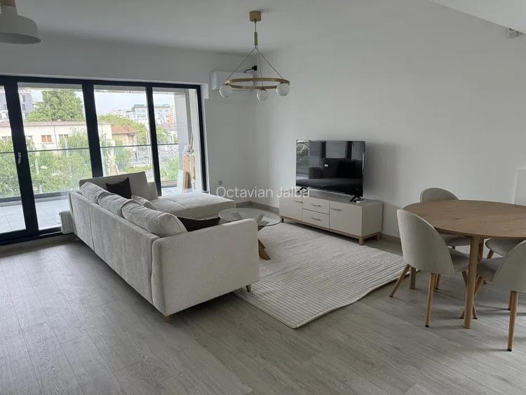 Oportunitate! 3 camere, 80 mp, balcon, PRIMA INCHRIERE - Select Residence