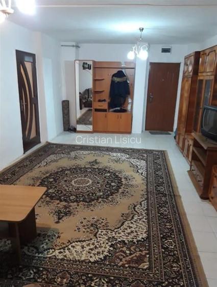 Apartament 2 camere etaj 2 zona Lipovei