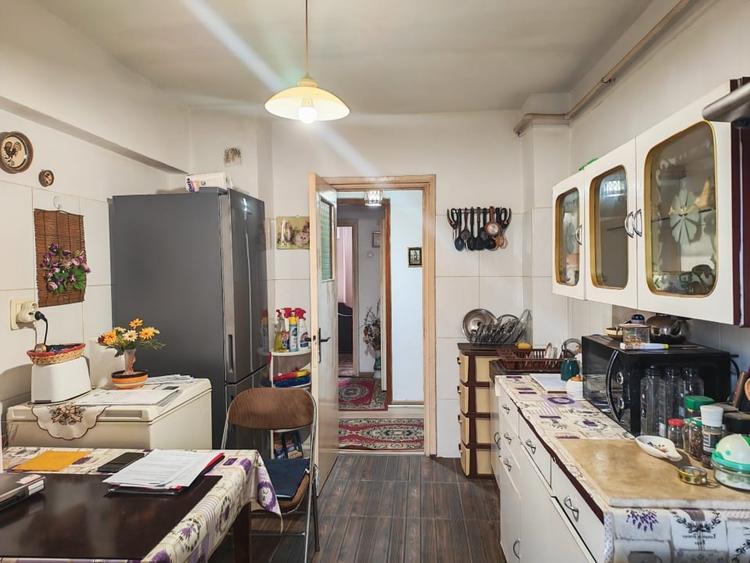 Apartament 3 camere str Emil Racovita - 4