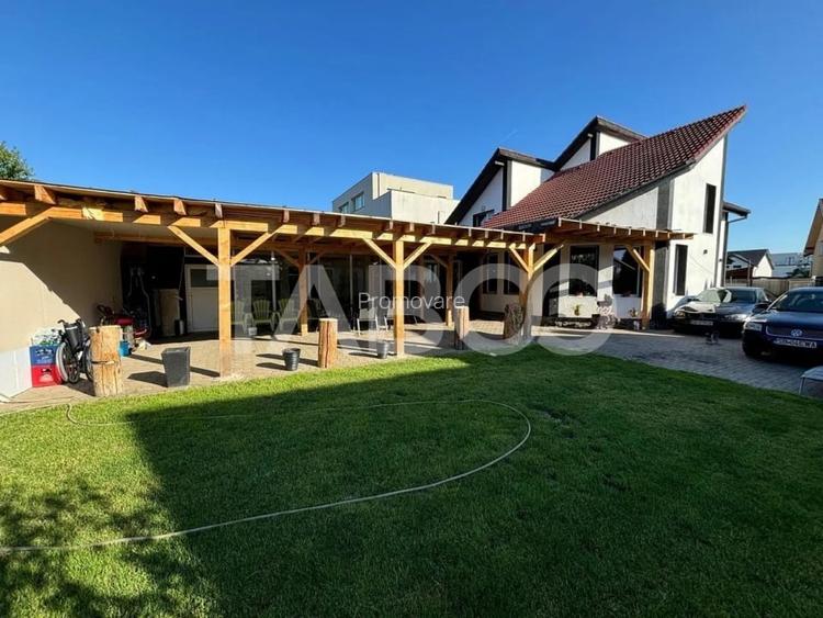 Casa individuala 4 camere cu teren generos si terasa inchisa Selimbar