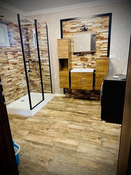 Proprietate De Vanzare Cotofenii Din Fata(15 min distanta de Promenada Mall) Livada si Teren inclus - 1