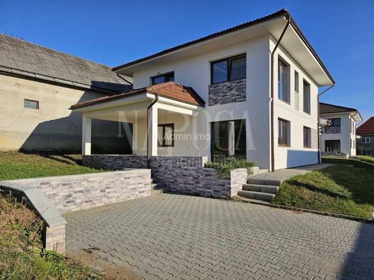 Casa 4 camere de vanzare in Chinteni