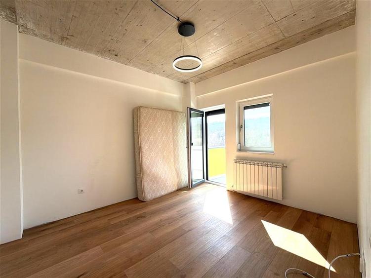 Apartament cu 3  camere in zona Copoului, Str. Fundac Ursulea - 5