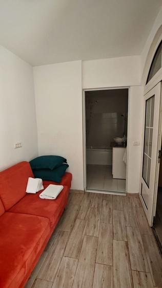 Vila 10 camere,pretabil compartimentare in 2 unitati separate,ASTRA. - 9