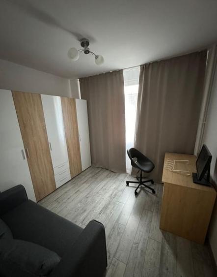 Apartament 3 Camere Piata Progresul | Balcon | Debara - 3