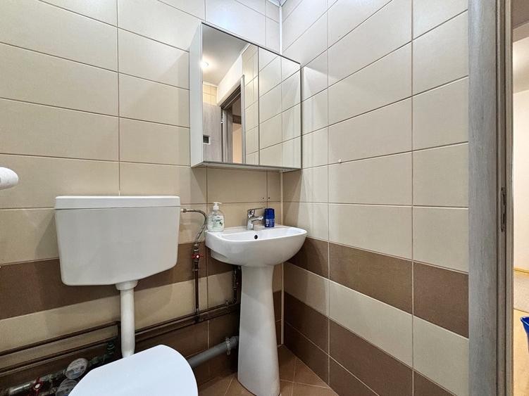 Apartament 4 camere renovat, centrala, metrou 650 m, parc IOR, parcare - 13