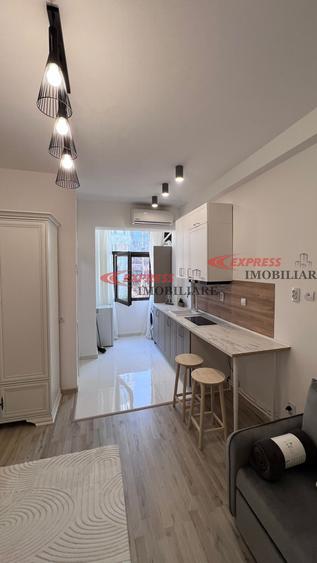 Calea Victoriei, Muzeul National, McDonald's, Metrou - 2