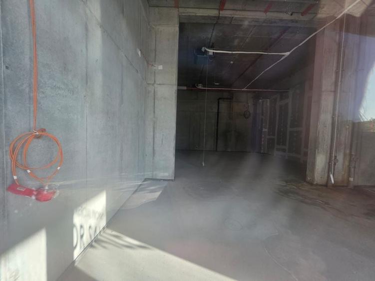 Zona Cotroceni sp 84 mp open space vitrina 7 ml - 2