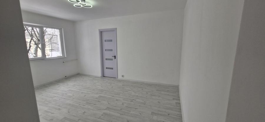 Vand apartament 2 camere - 7
