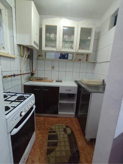 Vand apartament 2 camere - 1