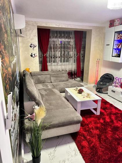 Vand apartament decomandat cu 3 camere cu suprafa?a utila de 56,59 ?i balcon 3,42 complet mobilat! - 2