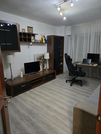 Vand garsoniera de 47m2 - 2