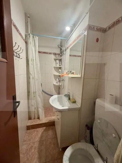Apartament Spa?ios cu 4 Camere-Central - 10