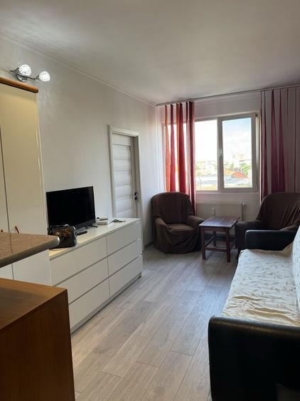 inchiriez apartament zona uta - 3