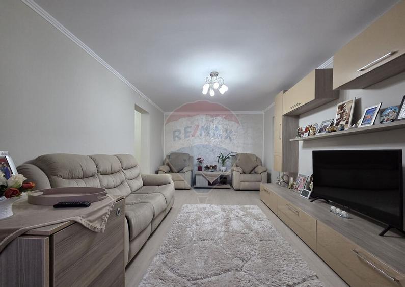 Apartament 2 camere Bld. Bucuresti - 9