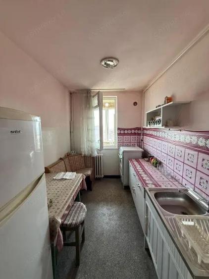 Apartament 2 camere, decomandat, Zona Astoria - 13