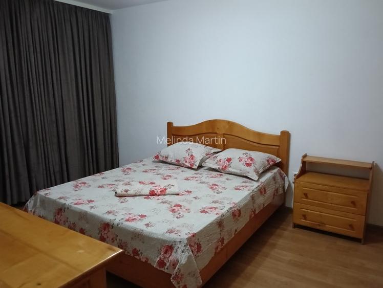 Închiriez apartament cu doua camere zona Campus Universitar