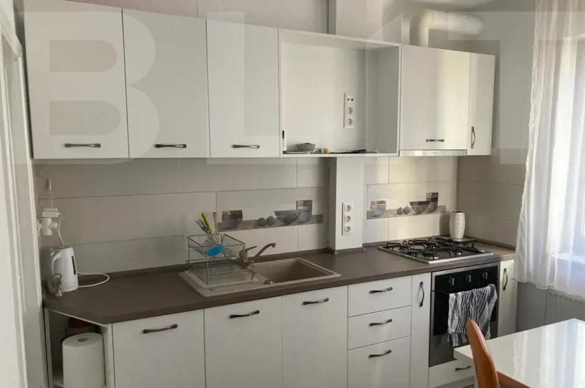 VILA DE INVESTI?IE CU 4 APARTAMENTE ?I 2 SPA?II COME - 2