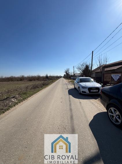 Casă individuală cu 6 camere cu Garaj în Corbii Mari