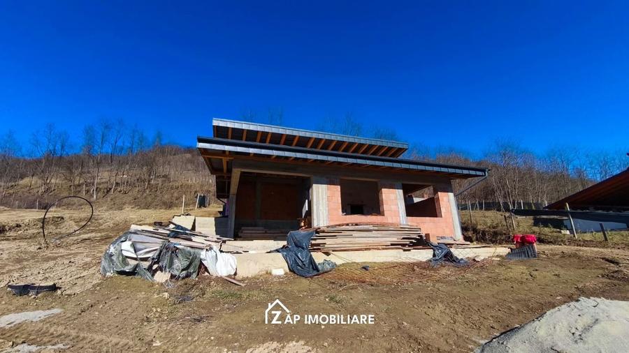 Casa Moderna - parcele 700 mp - 1000 mp cu garaj inclus - 3