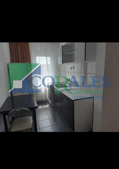 Disponibil imediat. Model mare. Mobilat si utilat - 4