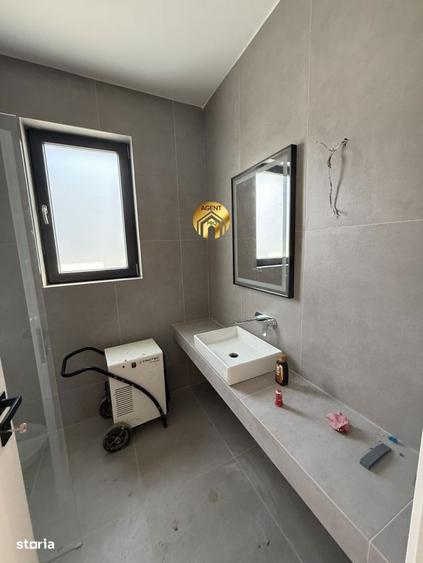 Vila Duplex in Bragadiru 4 camere,380mp teren. - 2