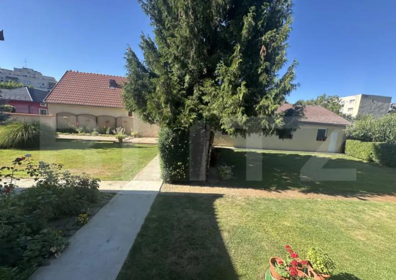 Casa plan parter 170 mp, zona Micro 17 - 9