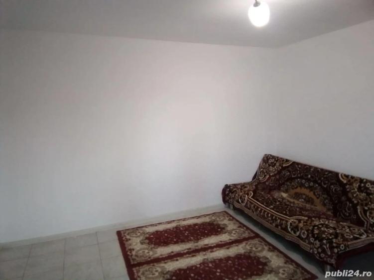 Casa cu teren de vanzare - 1