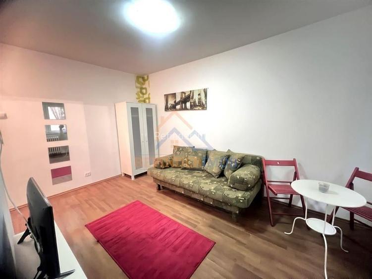 Vanzare garsoniera renovata Unirii - Piata Alba Iulia