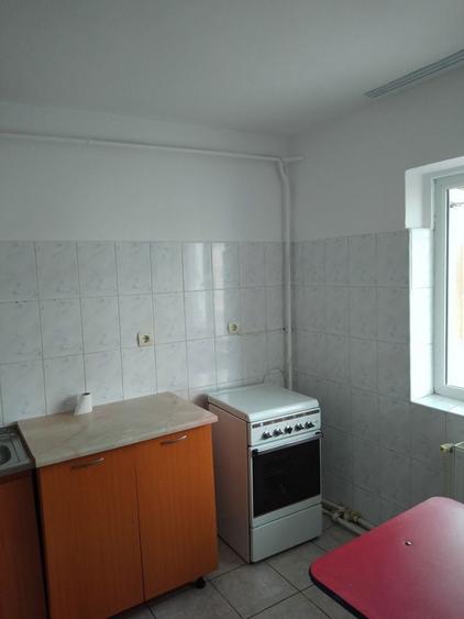 Vand apartament 2 camere - 1