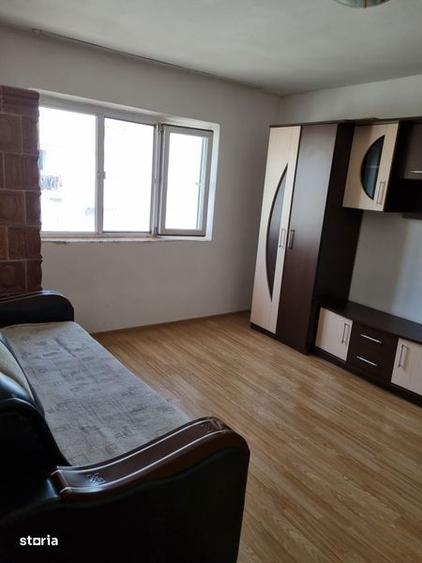 Vand apartament decomandat - 1