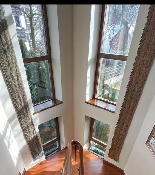 Vila de vis cu parc privat  — Panoramă Unică Spre Crucea Caraiman, - 13