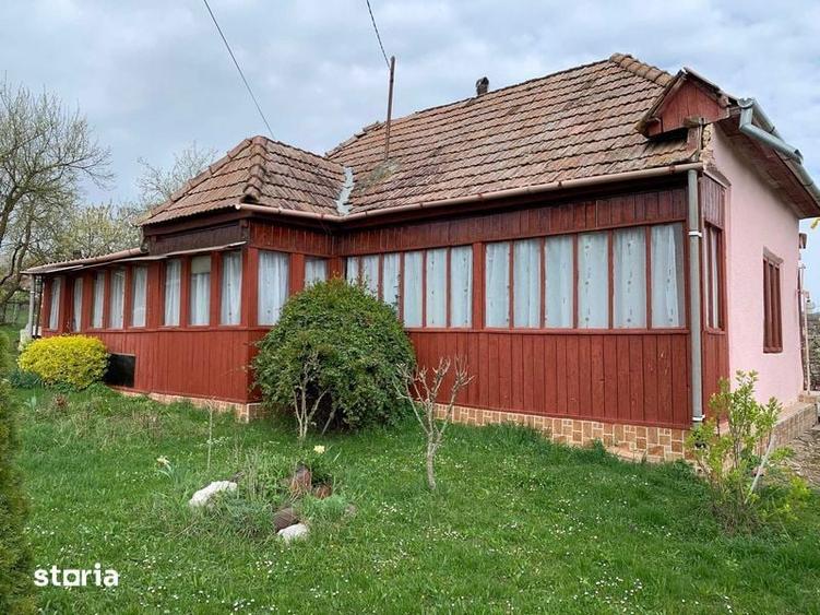 Casa la tara cu teren 2700 MP - 1