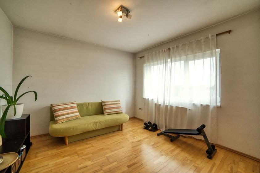 Casa complet mobilata 5 camere 3 bai curte generoasa - 28