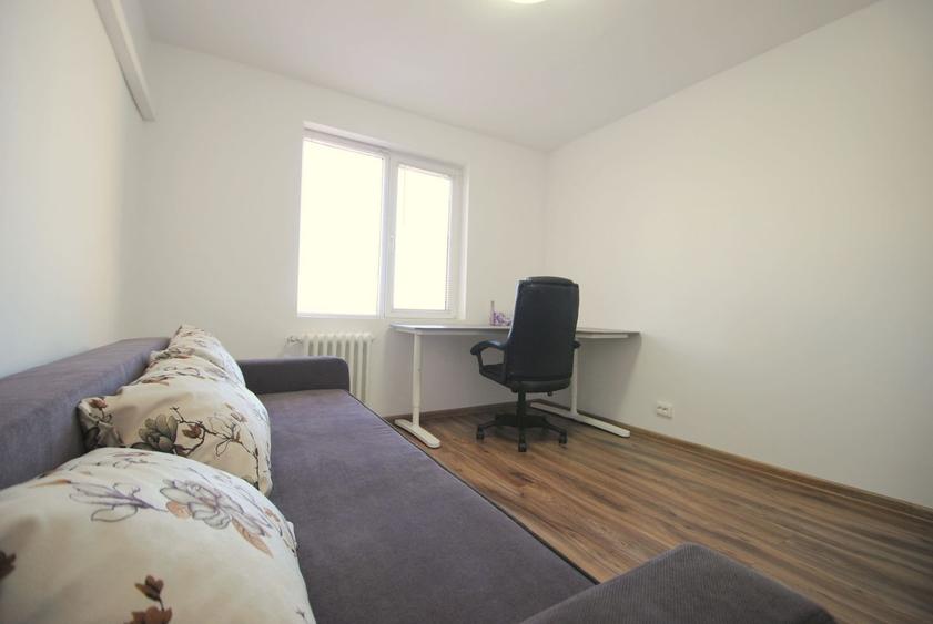 De vanzare apartament cu 3 camere- zona Circumvalatiunii-comision 0 - 7